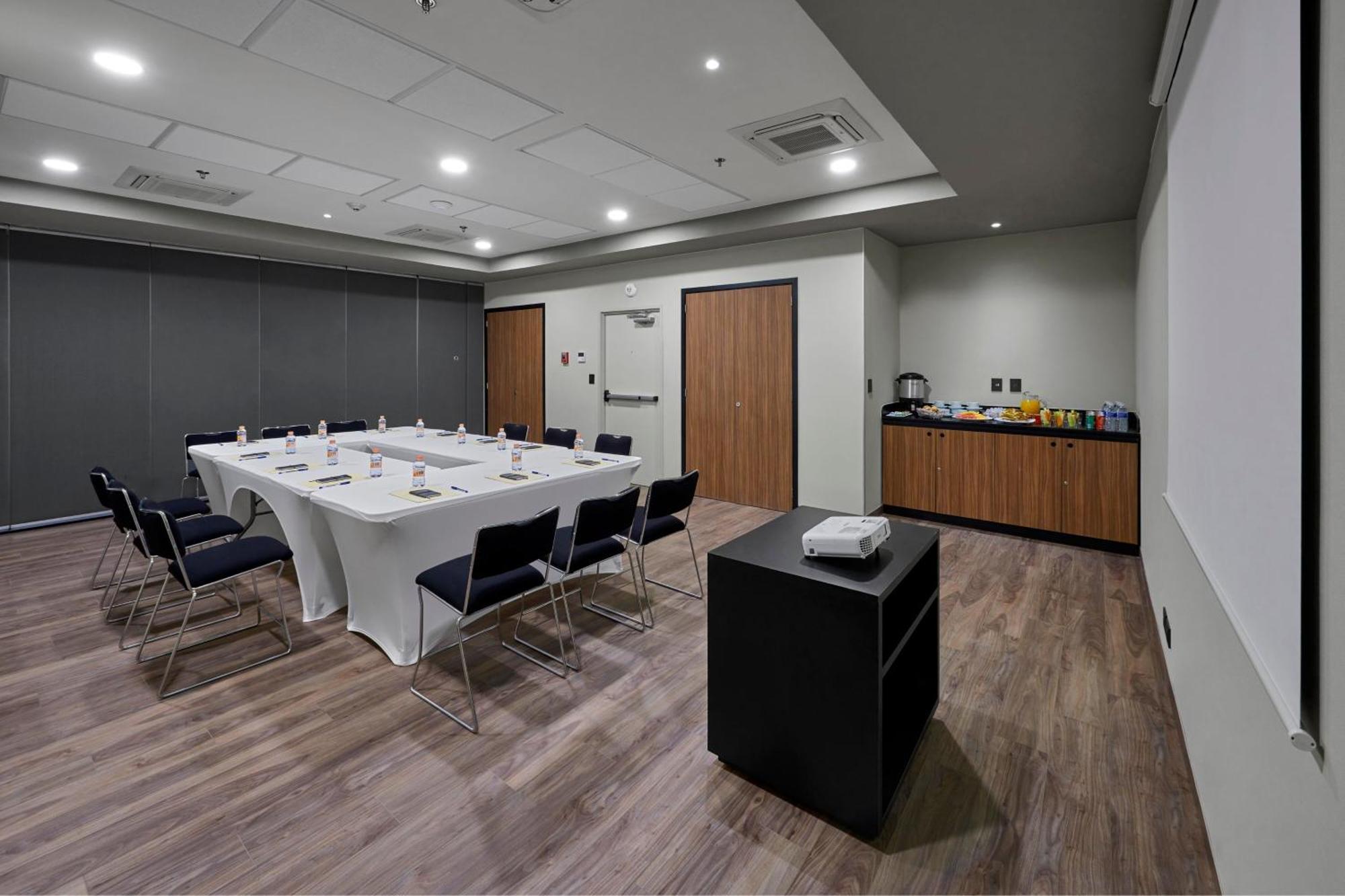 City Express Plus By Marriott Ensenada Zewnętrze zdjęcie